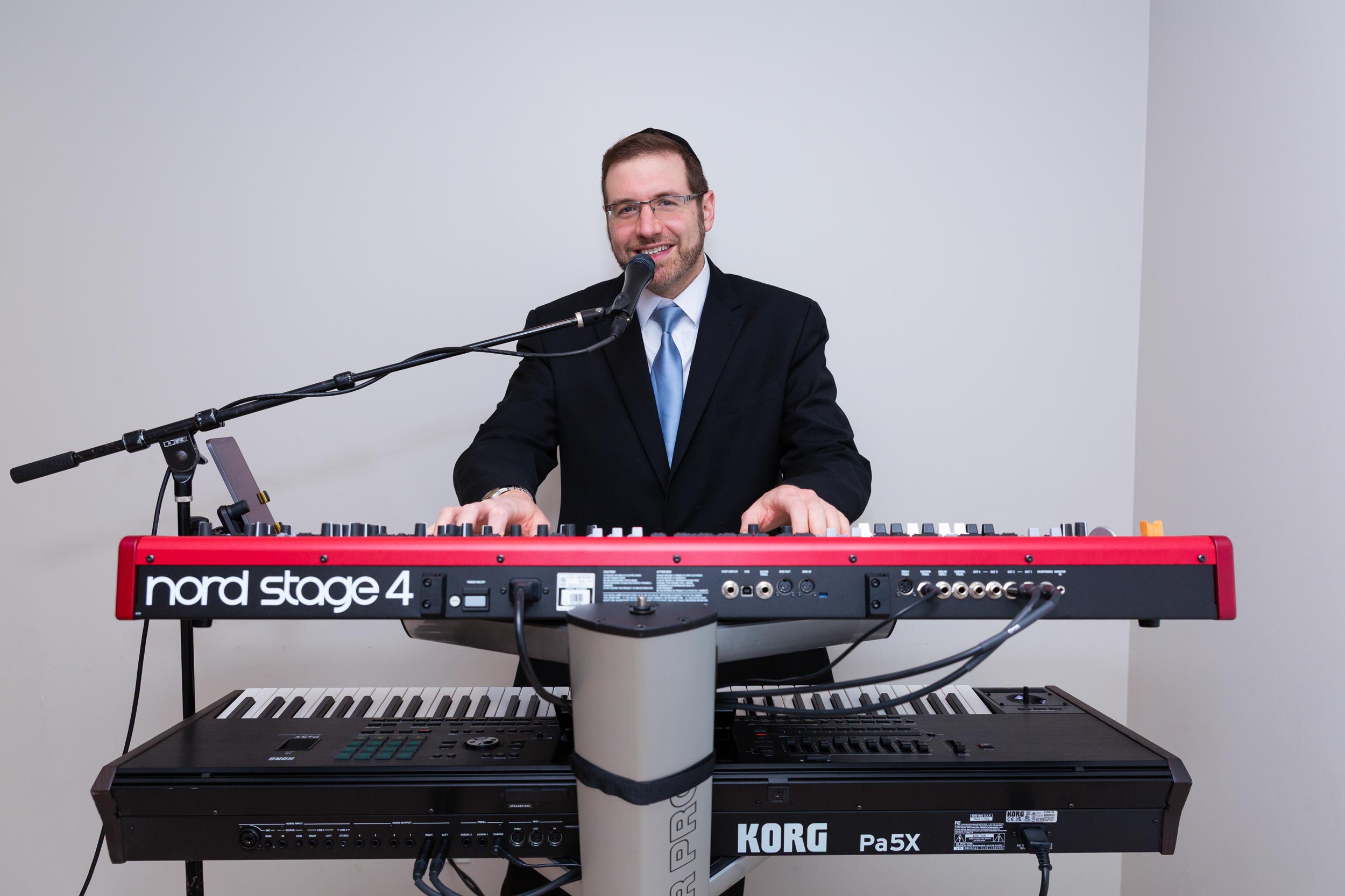 Music by Yehuda Mond
